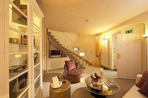 Hotel Schloss Gabelhofen 4*